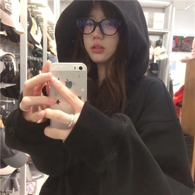 绿草如阴 海报